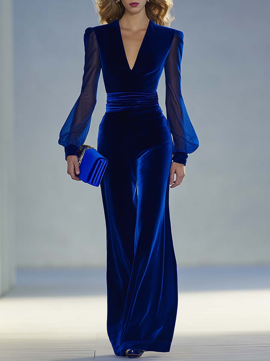 Chándal Elegante de Terciopelo Azul Rey con Escote en V y Detalles en Mesh