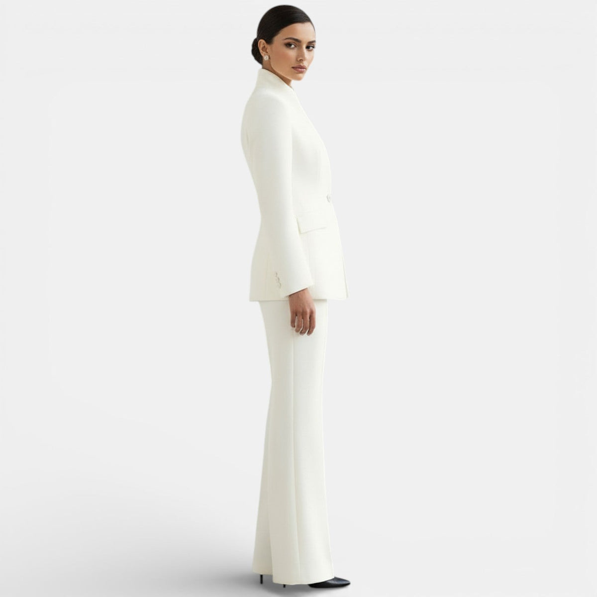 Conjunto Elegante de Mujer | Chaqueta y Pantalones Profesionales