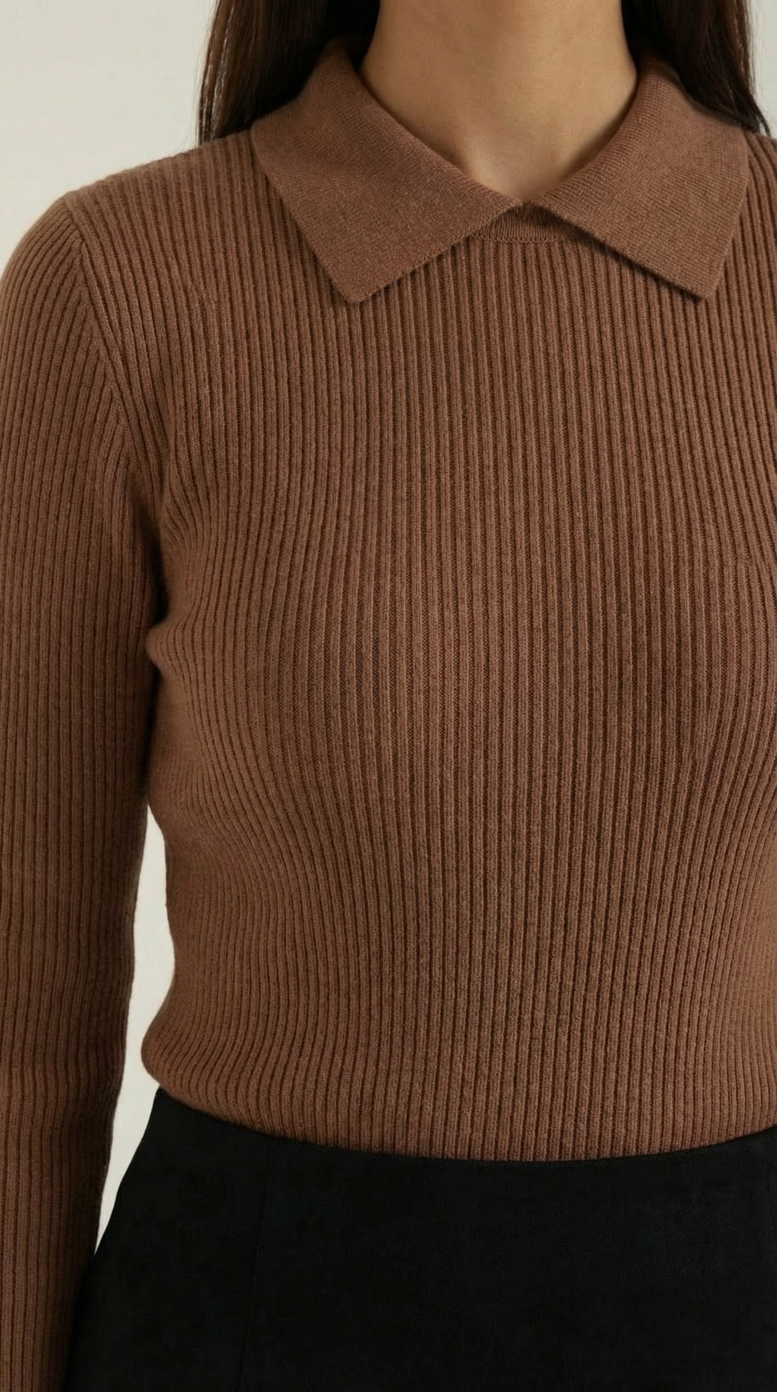 Gail long-sleeved wool sweater with collar