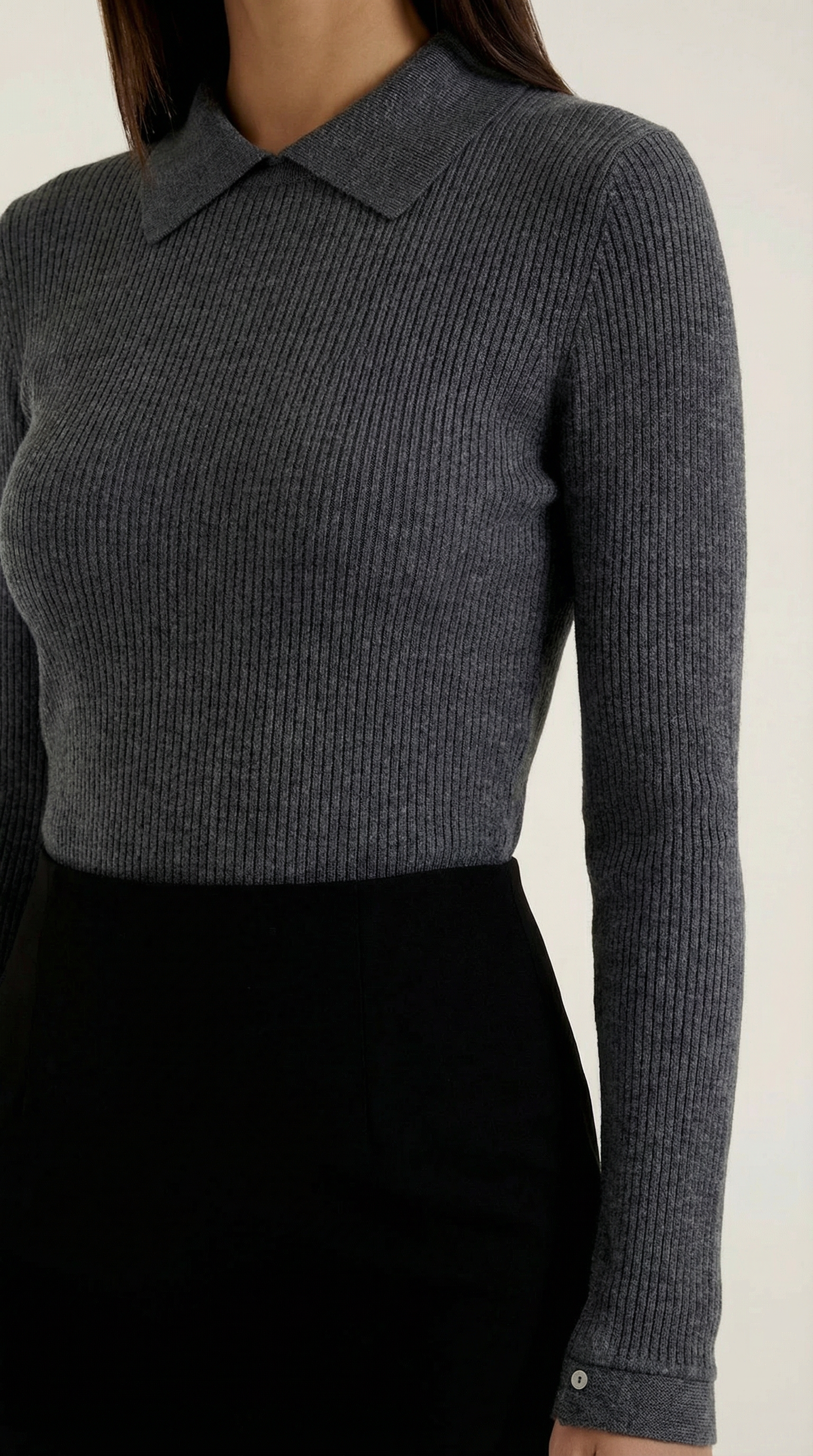 Gail long-sleeved wool sweater with collar